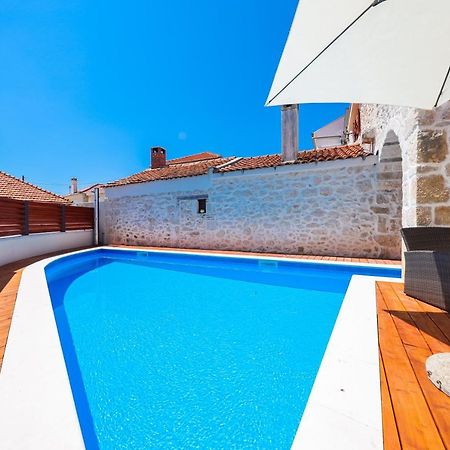 Holiday Home Mare Петрчане Экстерьер фото