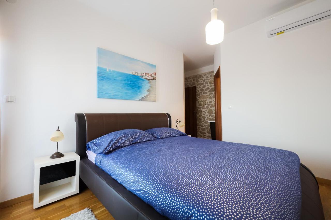 Holiday Home Mare Петрчане Экстерьер фото