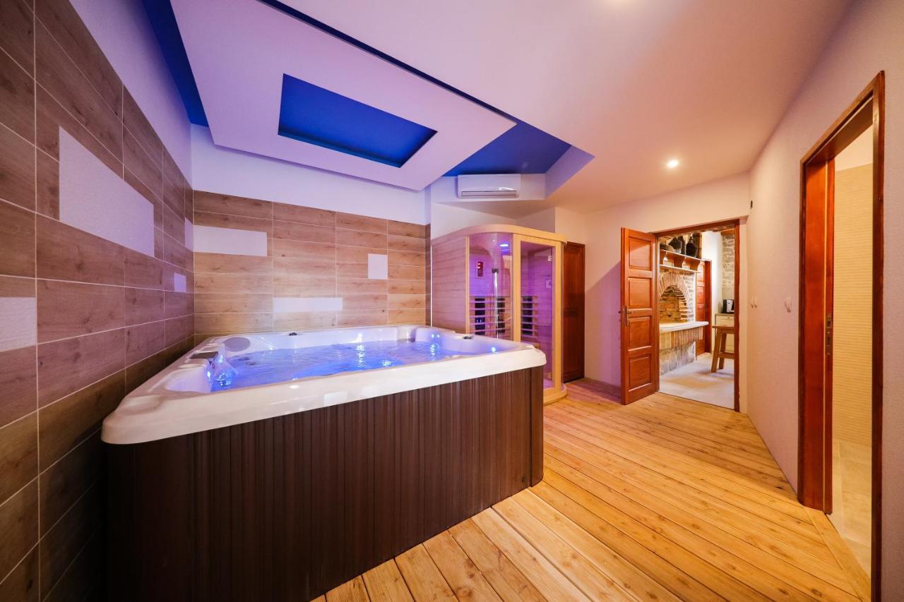 Holiday Home Mare Петрчане Экстерьер фото