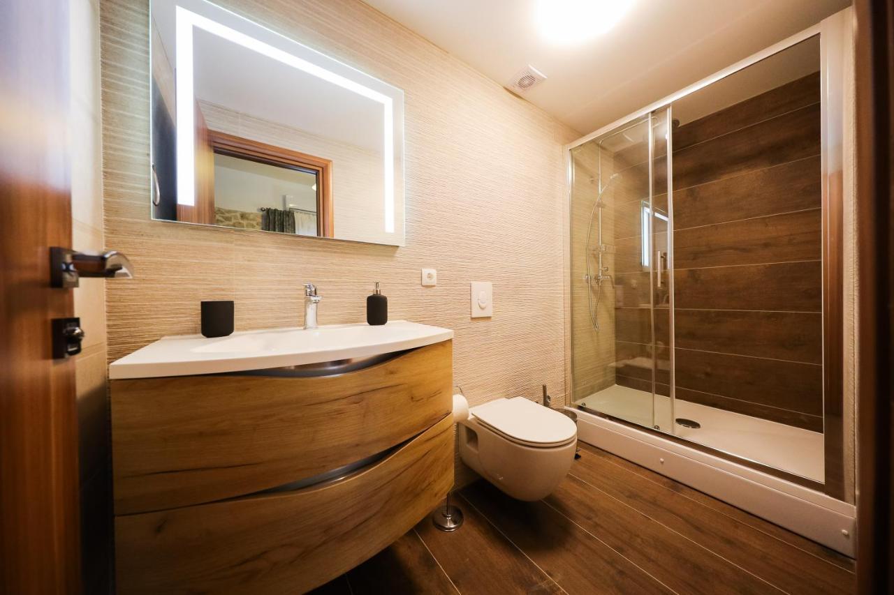 Holiday Home Mare Петрчане Экстерьер фото